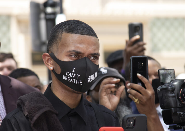 Blackman wearing i can't breathe mask at George Floyd protest in Cincinnati Ohio